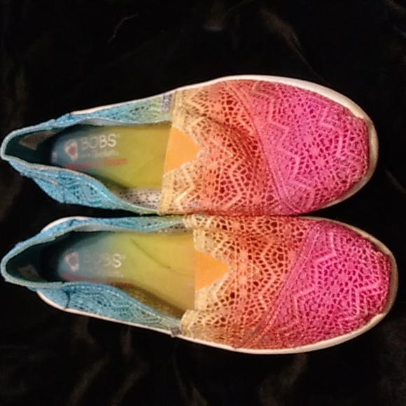 Bobs! - Picture 3 of 4